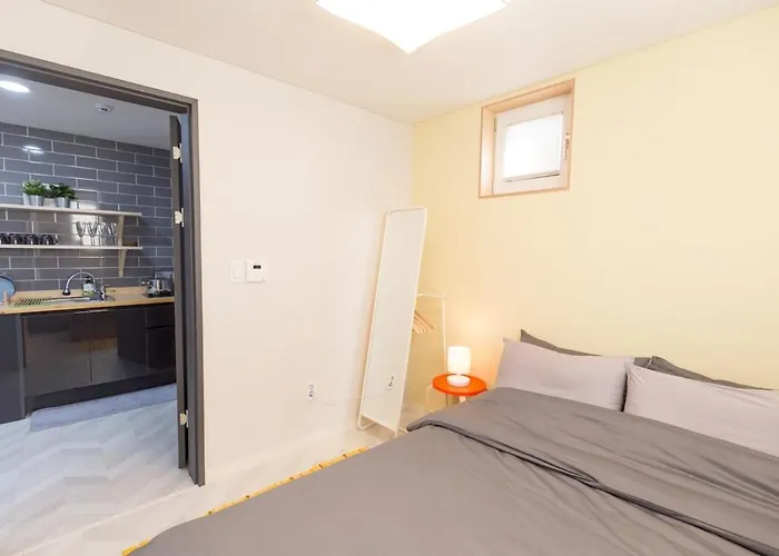Apartamento Cozy Near Hongdae Sogang Ewha Seúl