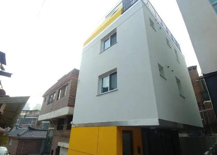 Cozy Near Hongdae Sogang Ewha Apartamento *